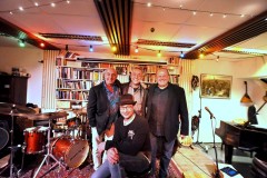 73311884_10221011083968045_4442566724755128320_n